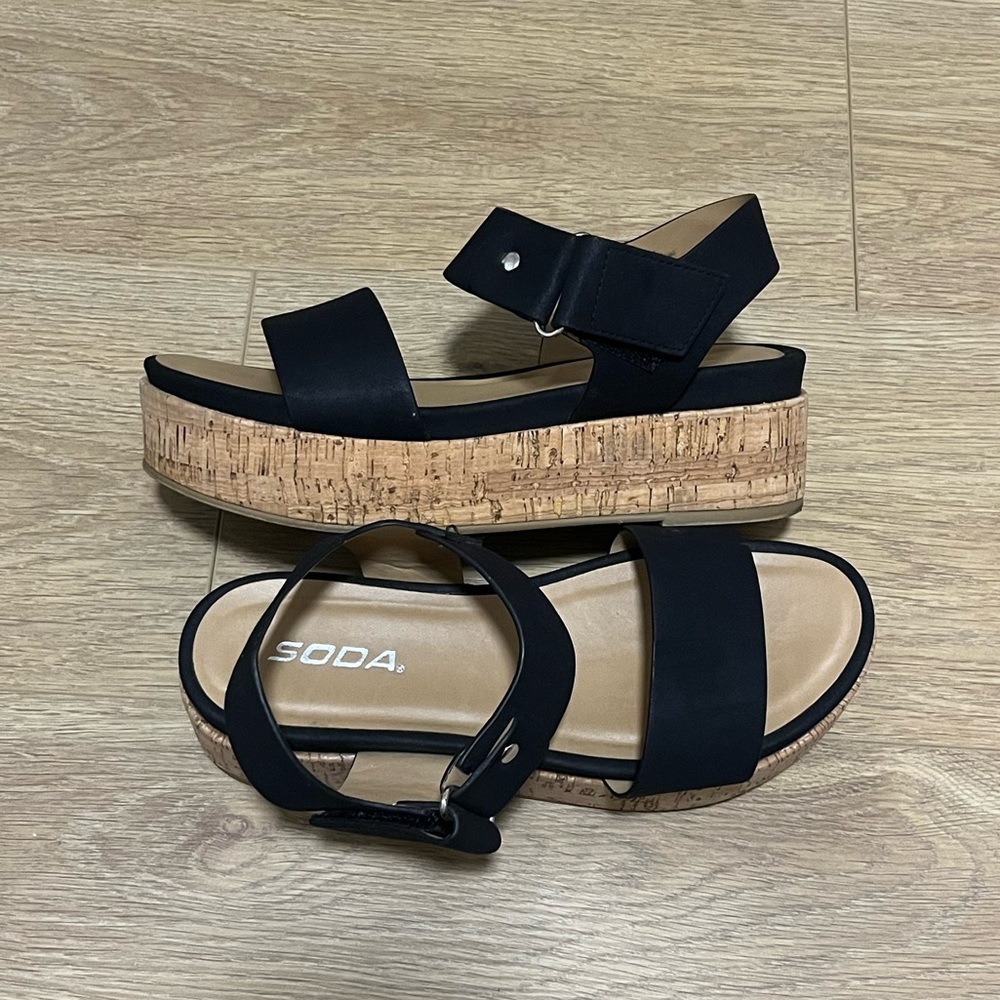 Black Platform Sandals